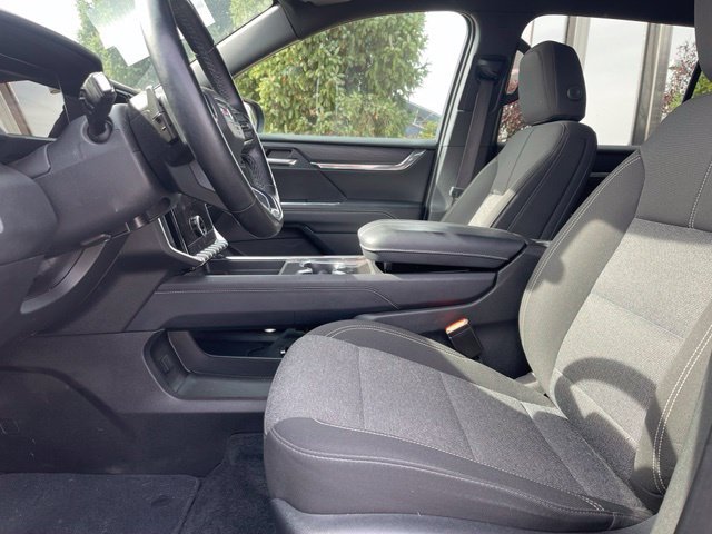 Used 2025 GMC Acadia Elevation FWD image 14