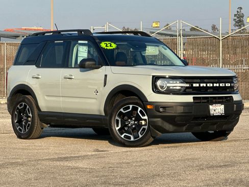 Certified 2022 Ford Bronco Sport Outer Banks image 2