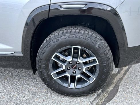 Used 2026 GMC Terrain AT4 w/ Convenience Package III AWD/4WD image 23