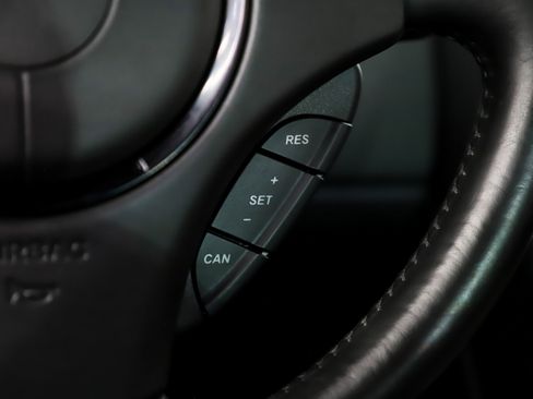 Used 2016 Aston Martin V8 Vantage GT image 25