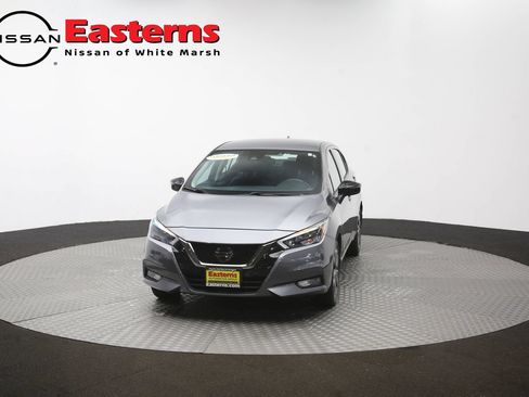 Used 2021 Nissan Versa SR FWD image 52