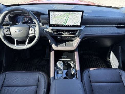 Used 2025 Ford Explorer Platinum w/ LUX Leather Package image 28