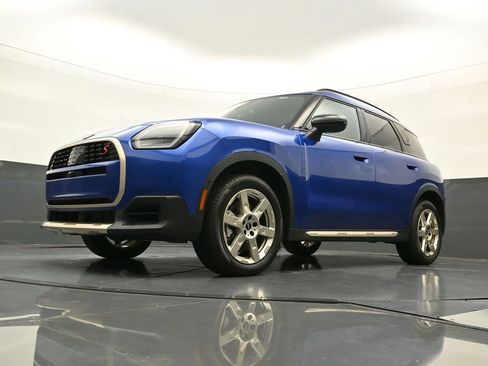 Used 2025 MINI Cooper Countryman S w/ Comfort Package Max image 23
