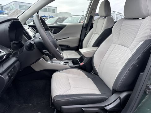 Used 2023 Subaru Forester image 24