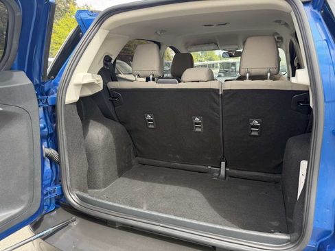 Used 2021 Ford EcoSport S FWD image 14