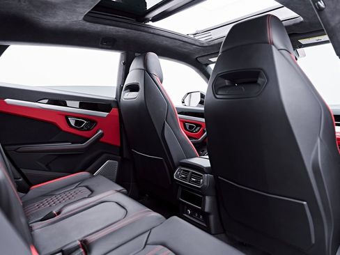 Used 2023 Lamborghini Urus S AWD/4WD image 47
