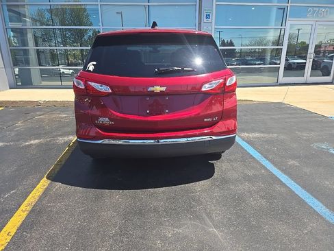 Used 2020 Chevrolet Equinox LT w/ Driver Convenience Package AWD/4WD image 4