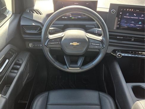 Used 2024 Chevrolet Silverado EV W/T AWD/4WD image 15