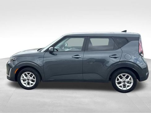 Used 2024 Kia Soul LX w/ Option Group 015 image 6