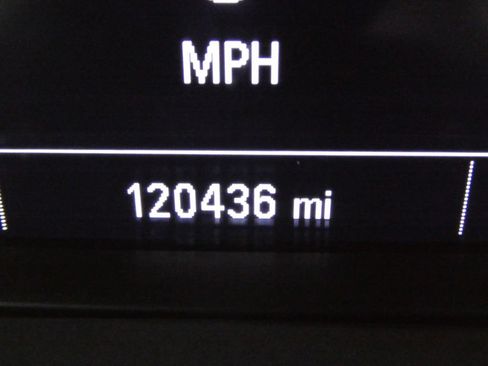 Used 2018 GMC Terrain SLE FWD image 31