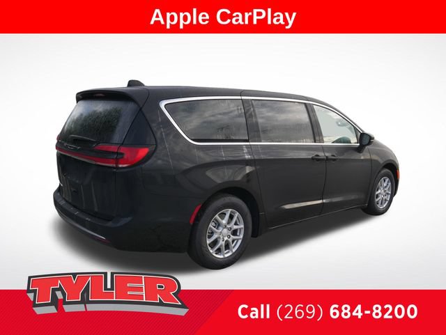 New 2027 Chrysler Pacifica Select FWD image 8