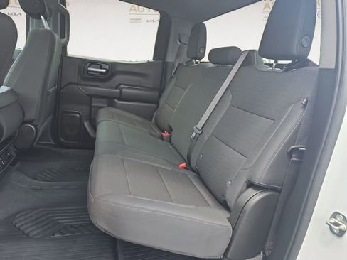 Used 2024 Chevrolet Silverado 1500 Custom Trail Boss w/ Turbomax Blackout Package AWD/4WD image 13