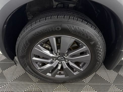 Used 2023 Nissan Pathfinder SV FWD image 12