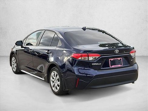 Used 2025 Toyota Corolla LE FWD image 8