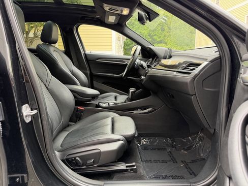 Used 2018 BMW X2 xDrive28i w/ M SportX Package AWD/4WD image 40