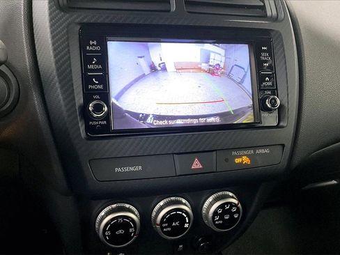 Used 2024 Mitsubishi Outlander Sport LE image 13