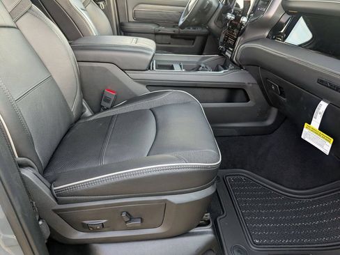 New 2026 RAM 2500 Limited AWD/4WD image 31