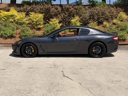 Used 2012 Maserati GranTurismo MC RWD image 7