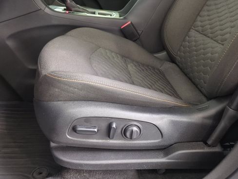 Used 2020 Chevrolet Equinox LT AWD/4WD image 12