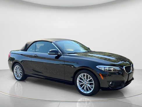 Used 2015 BMW 228i xDrive Convertible AWD/4WD image 3