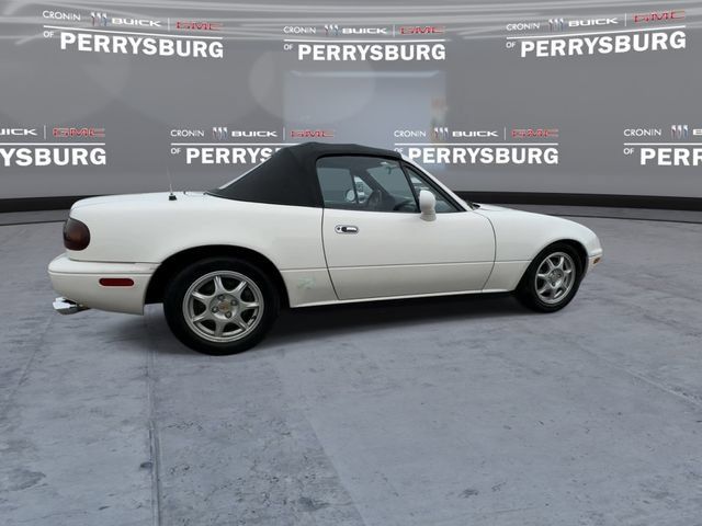 Used 1996 MAZDA MX-5 Miata RWD image 8