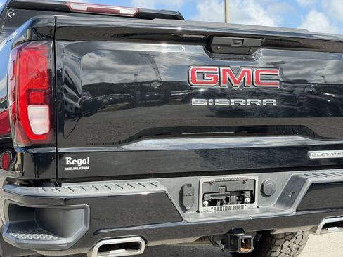 Used 2020 GMC Sierra 1500 Elevation w/ Elevation Value Package AWD/4WD image 11