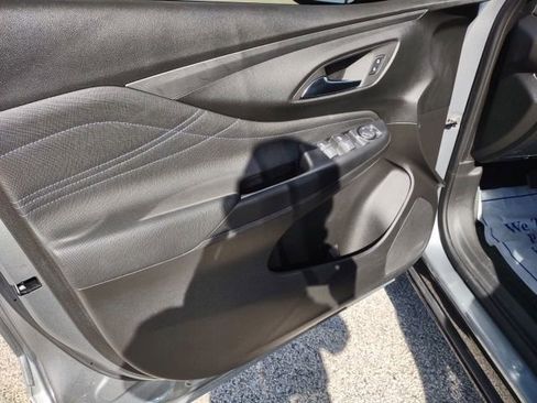 Used 2024 Buick Envista Sport Touring w/ Convenience I Package FWD image 10