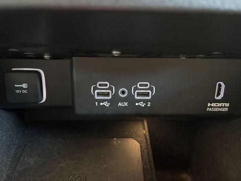 Used 2022 Jeep Wagoneer Series II w/ Premium Group I image 32