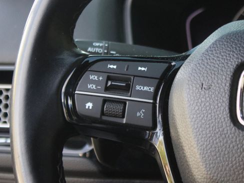 Used 2024 Honda Civic Sport image 17