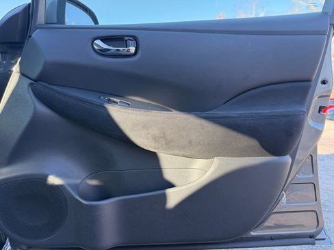Used 2015 Nissan Leaf S w/ Charge Package image 32