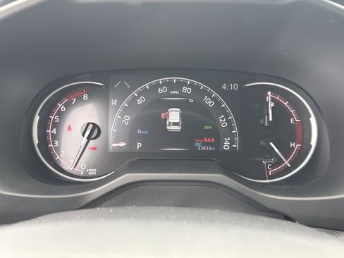 Certified 2025 Toyota RAV4 XLE FWD image 12