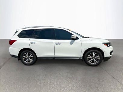 Used 2017 Nissan Pathfinder S