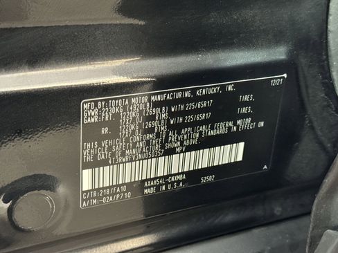 Used 2022 Toyota RAV4 XLE image 27