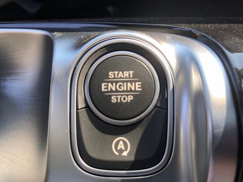 New 2026 Mercedes-Benz GLB 250 4MATIC image 28