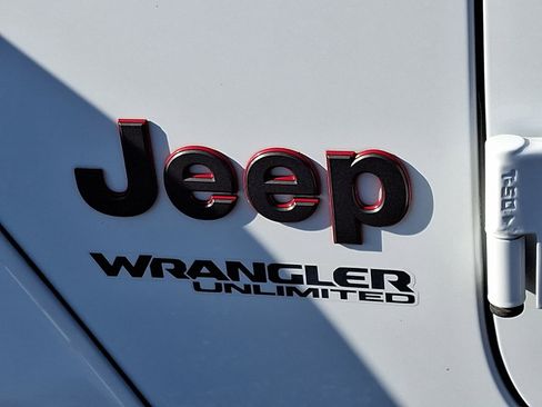 Used 2020 Jeep Wrangler Unlimited Rubicon image 17