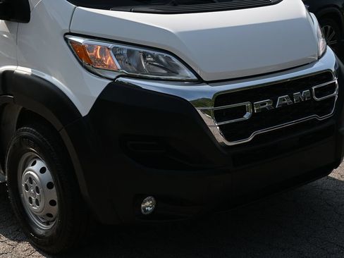 Used 2025 RAM ProMaster 2500 w/ U-Haul Equipment Group FWD image 29