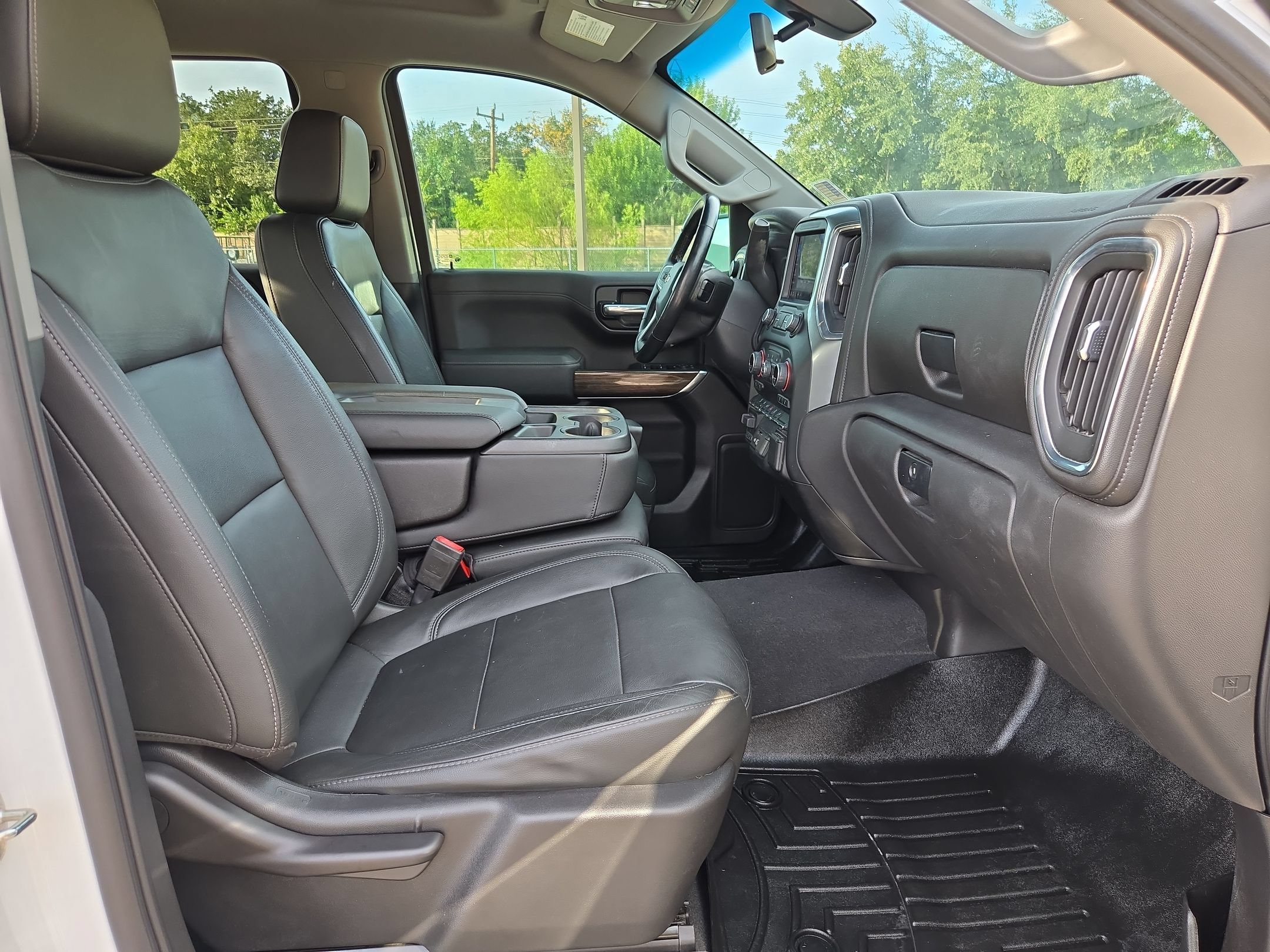 Used 2019 Chevrolet Silverado 1500 LT w/ Texas Edition AWD/4WD image 27