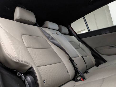 Used 2021 Kia Sportage S image 17