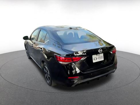 Used 2025 Nissan Sentra SV image 11
