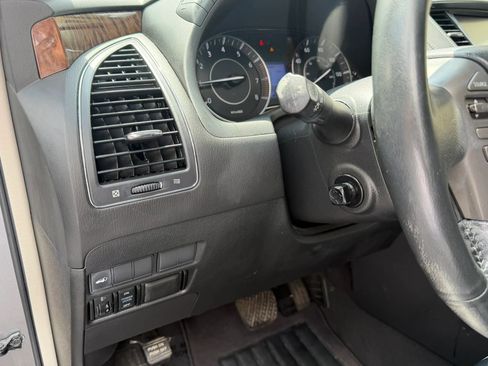 Used 2018 Nissan Armada SL w/ Moonroof Package AWD/4WD image 27