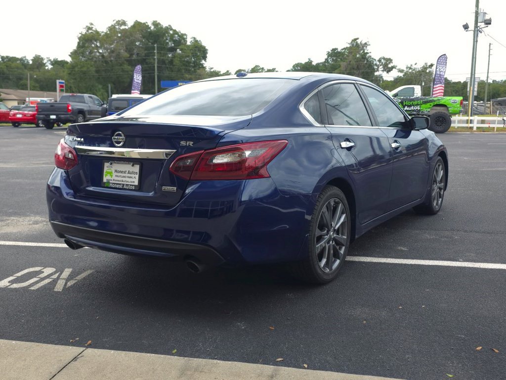 Used 2018 Nissan Altima 2.5 SR w/ SR Special Edition FWD image 6