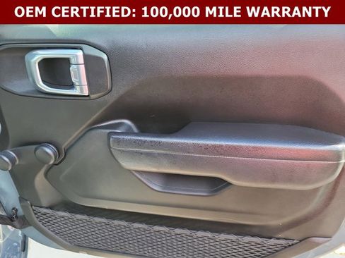 Used 2024 Jeep Wrangler Sport AWD/4WD image 18
