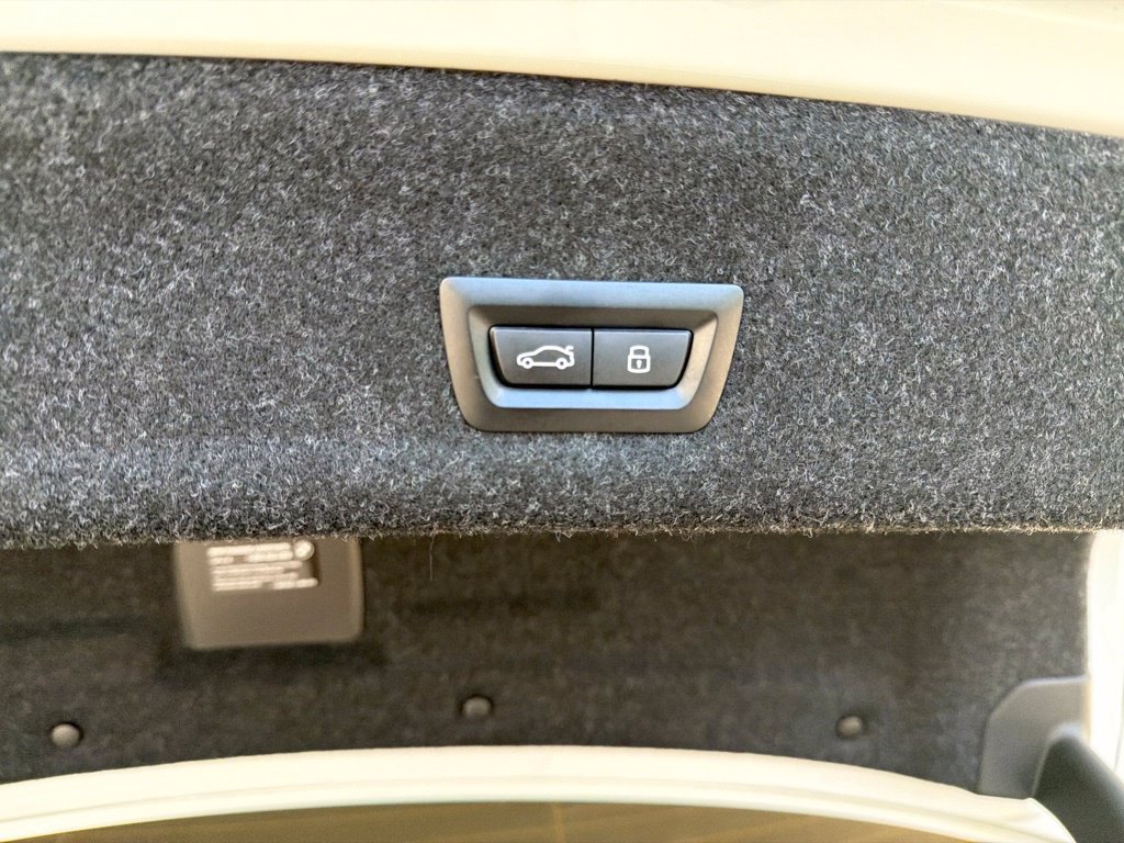 Used 2024 BMW M3 Competition RWD image 39