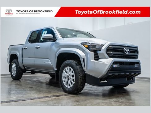 New 2026 Toyota Tacoma SR5 image 1