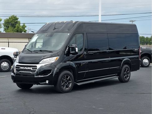 Used 2023 RAM ProMaster 3500 w/ Premium Appearance Group FWD image 9