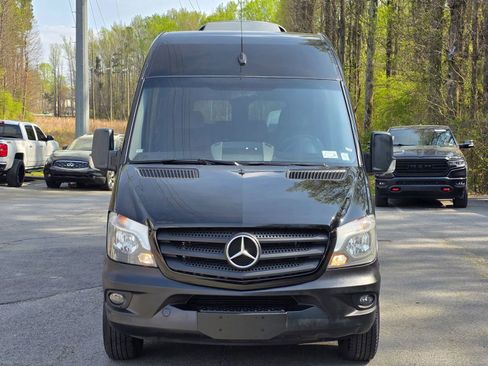 Used 2018 Mercedes-Benz Sprinter 2500 w/ Driver Efficiency Package image 10