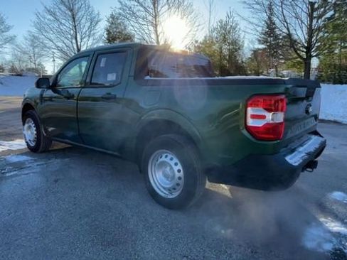 New 2025 Ford Maverick XL image 4