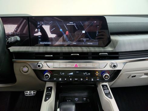 Used 2024 Kia Telluride SX FWD image 21
