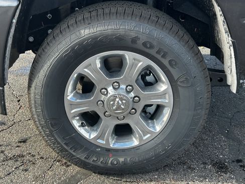 New 2026 RAM 2500 Big Horn AWD/4WD image 6