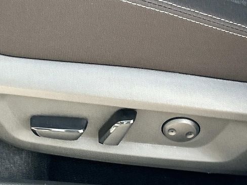 New 2026 Nissan Rogue SV AWD/4WD image 16